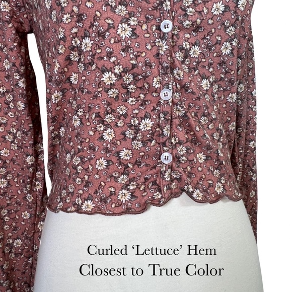 Flirty Long Sleeve Button Up Floral Mauve Crop Top - Picture 9 of 16